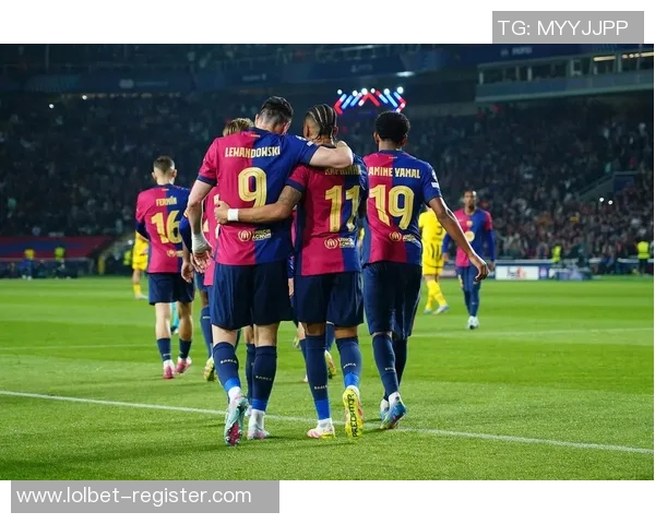 意甲焦点战热刺与巴萨握手言和精彩瞬间引发全场热烈反响