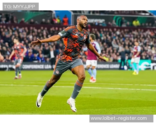 英超精彩对决里昂逆转波尔图帽子戏法点燃全场激情