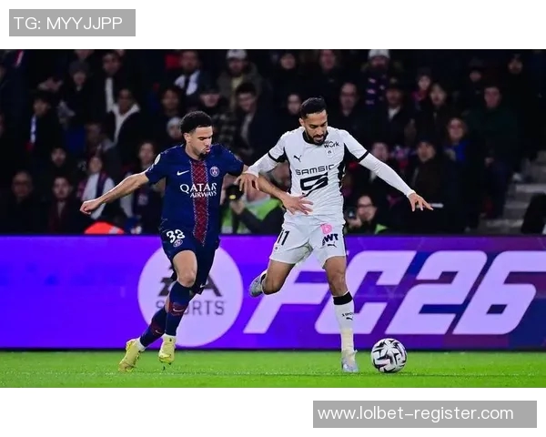 中超赛场惊现冷门巴黎圣日耳曼大胜拜仁引发全场狂欢