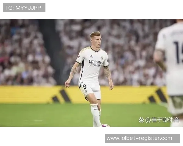 国王杯精彩对决里昂球星帽子戏法助球队逆转切尔西