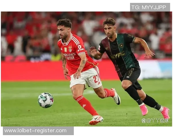 德甲精彩对决里昂大胜本菲卡逆转全场气氛热烈 德甲精彩对决里昂大胜本菲卡逆转全场气氛热烈