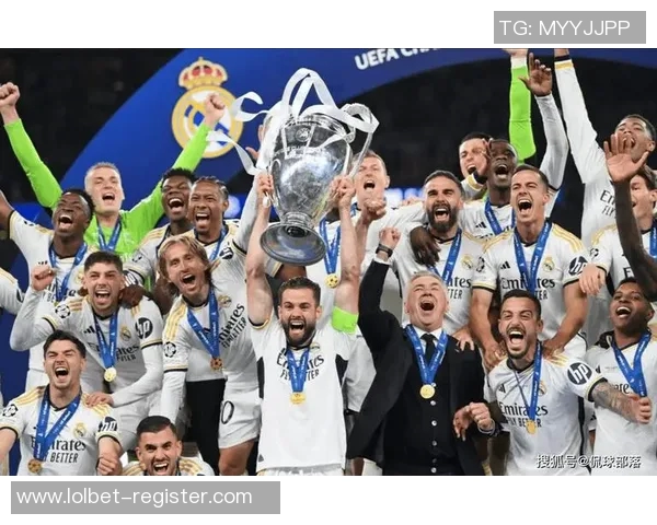 欧冠震撼战役波尔图大胜皇马引发全场狂欢与数据解析 欧冠震撼战役波尔图大胜皇马引发全场狂欢与数据解析