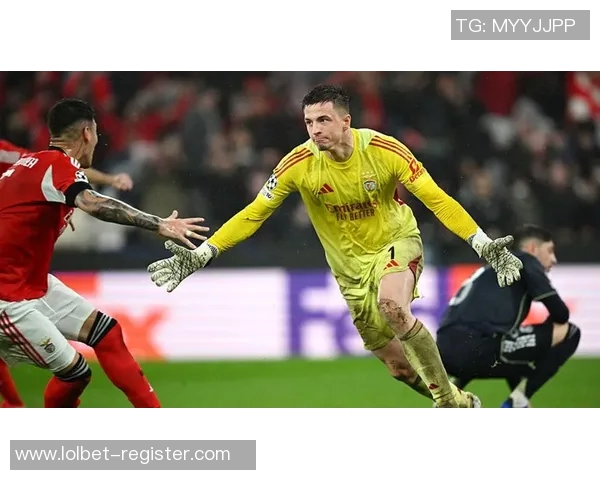 英超激战：那不勒斯在补时绝杀本菲卡全场沸腾