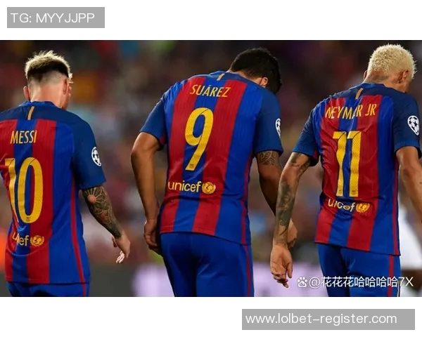 中超精彩对决巴萨与曼联战成平局帽子戏法点燃全场激情 中超精彩对决巴萨与曼联战成平局帽子戏法点燃全场激情