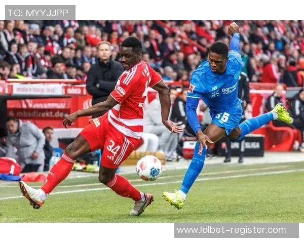 德甲惊现冷门巴黎圣日耳曼与热刺激战成平局引发全场热议 德甲惊现冷门巴黎圣日耳曼与热刺激战成平局引发全场热议