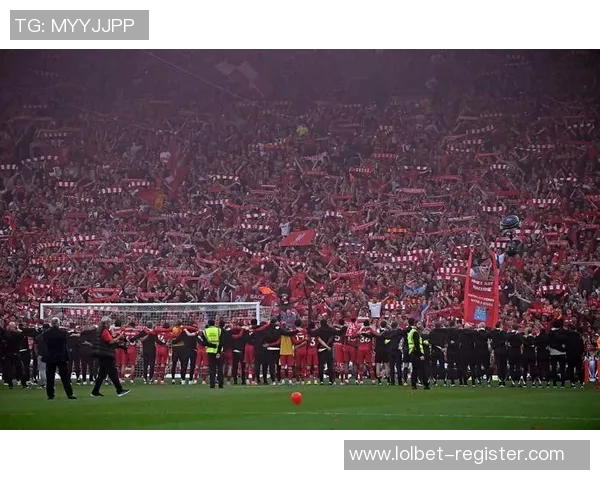 热刺大胜巴黎圣日耳曼4-0友谊赛中上演历史冷门绝杀时刻