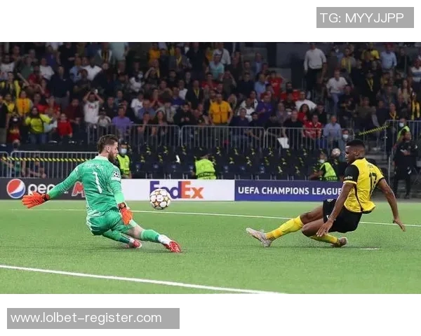 德甲惊现冷门巴黎圣日耳曼逆转马竞红牌风波引发全场热议